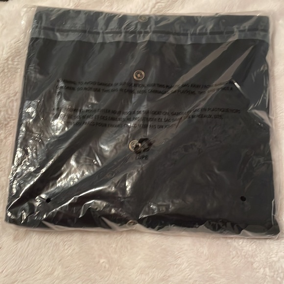 Maurices long black cardigan size XL - Picture 9 of 9